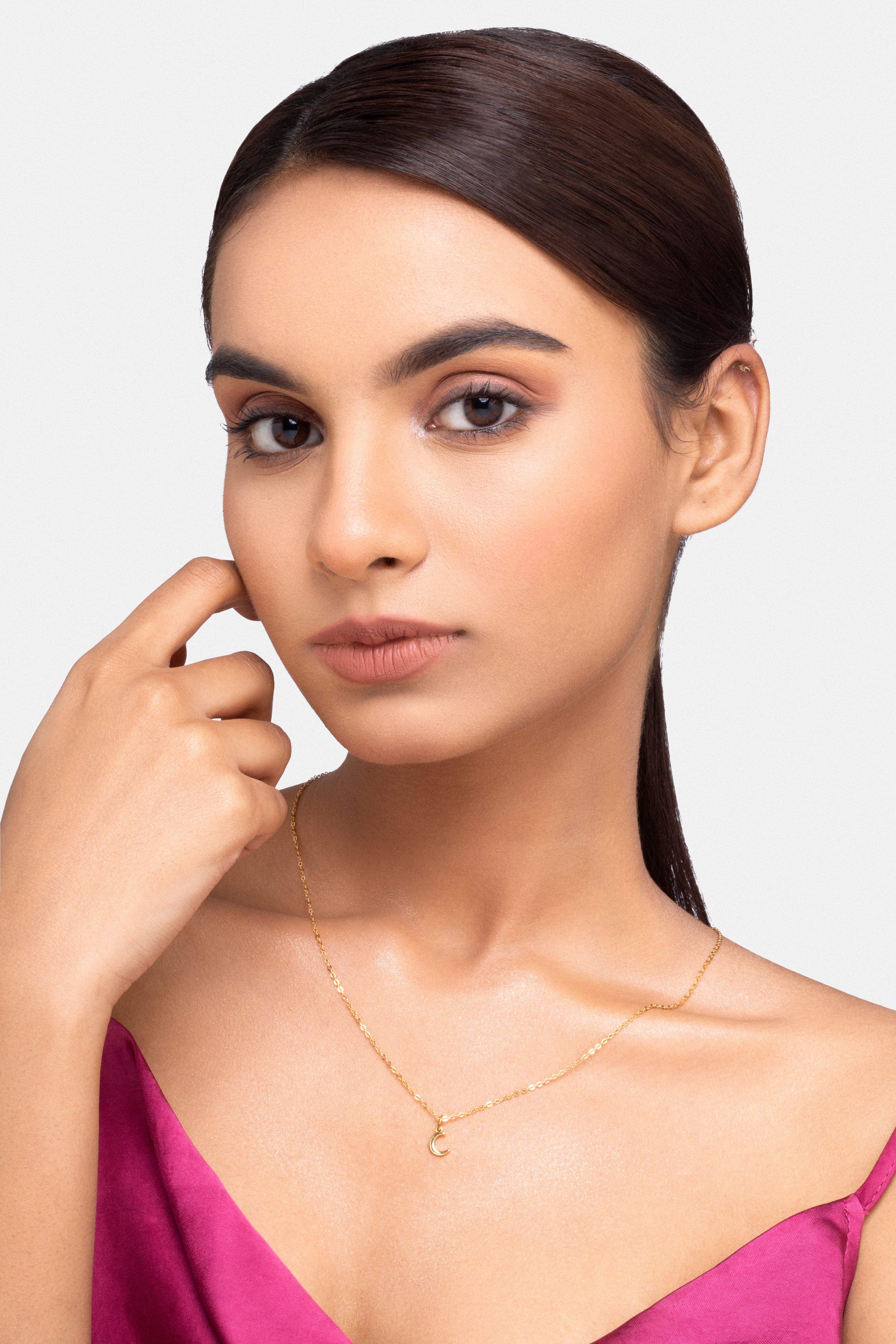 Minimal Dainty Moon Necklace