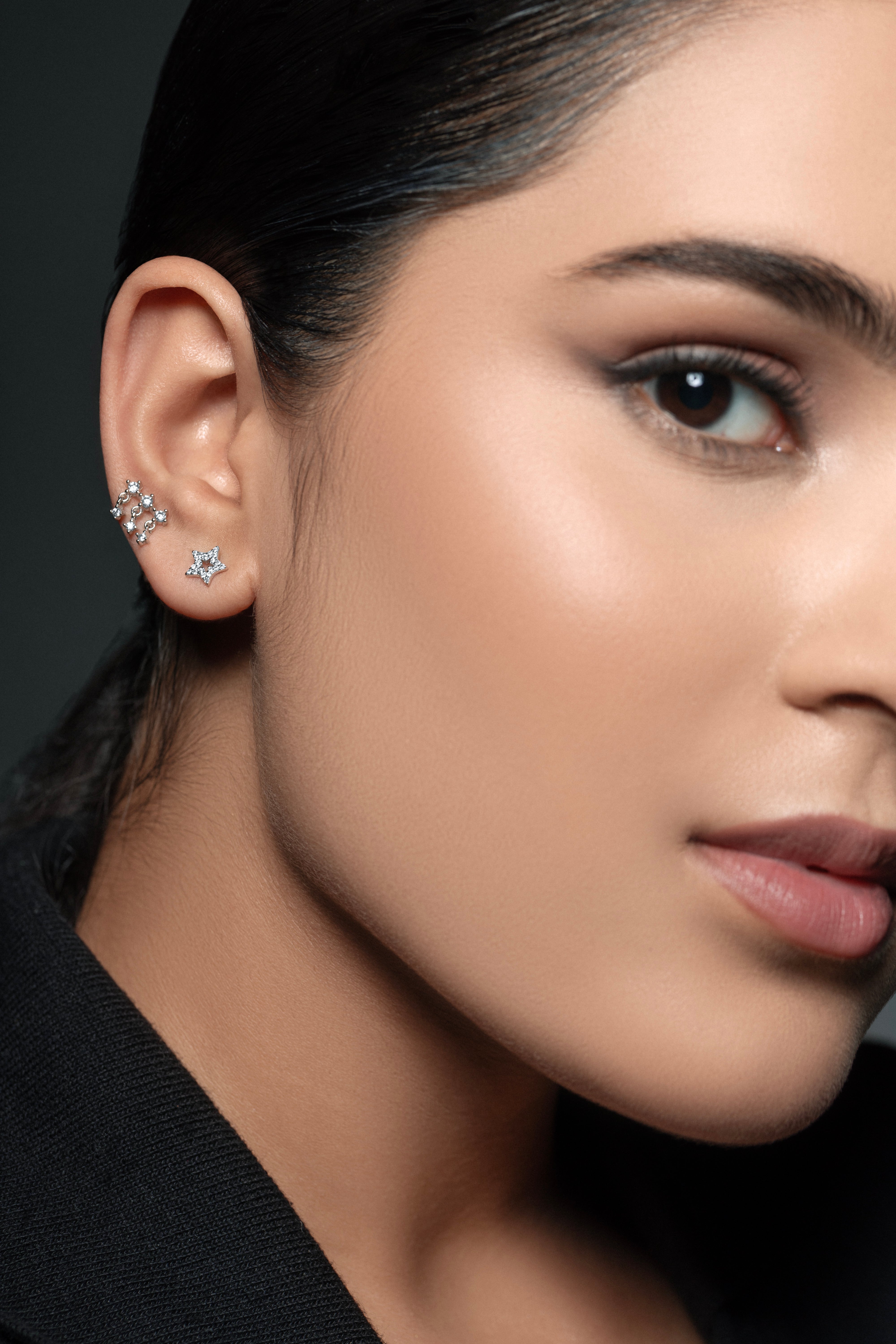 Linear droplet climber stud earring