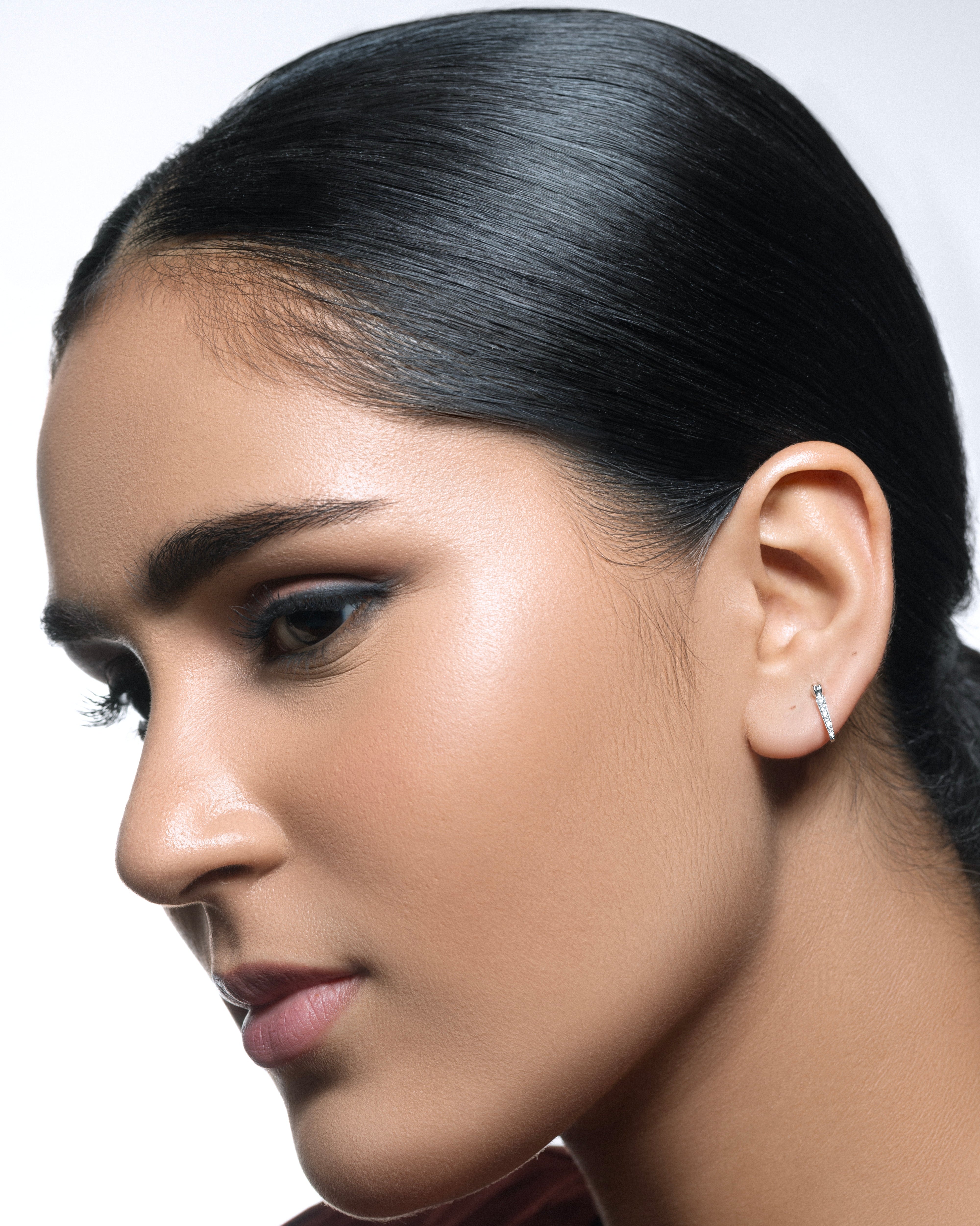 Floating Bar Stud Earring