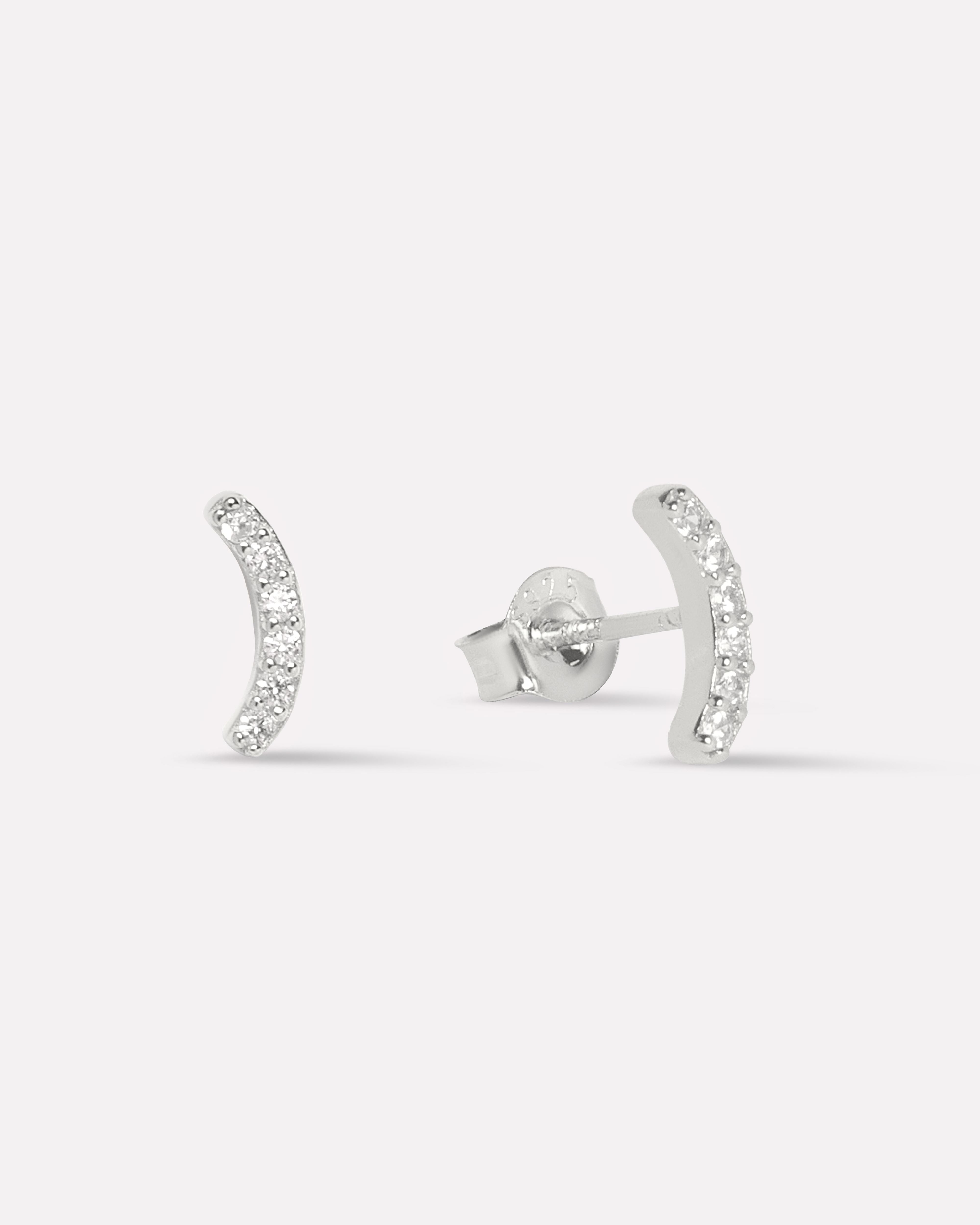 Zirconia Studded Curve Bar Studs Earring
