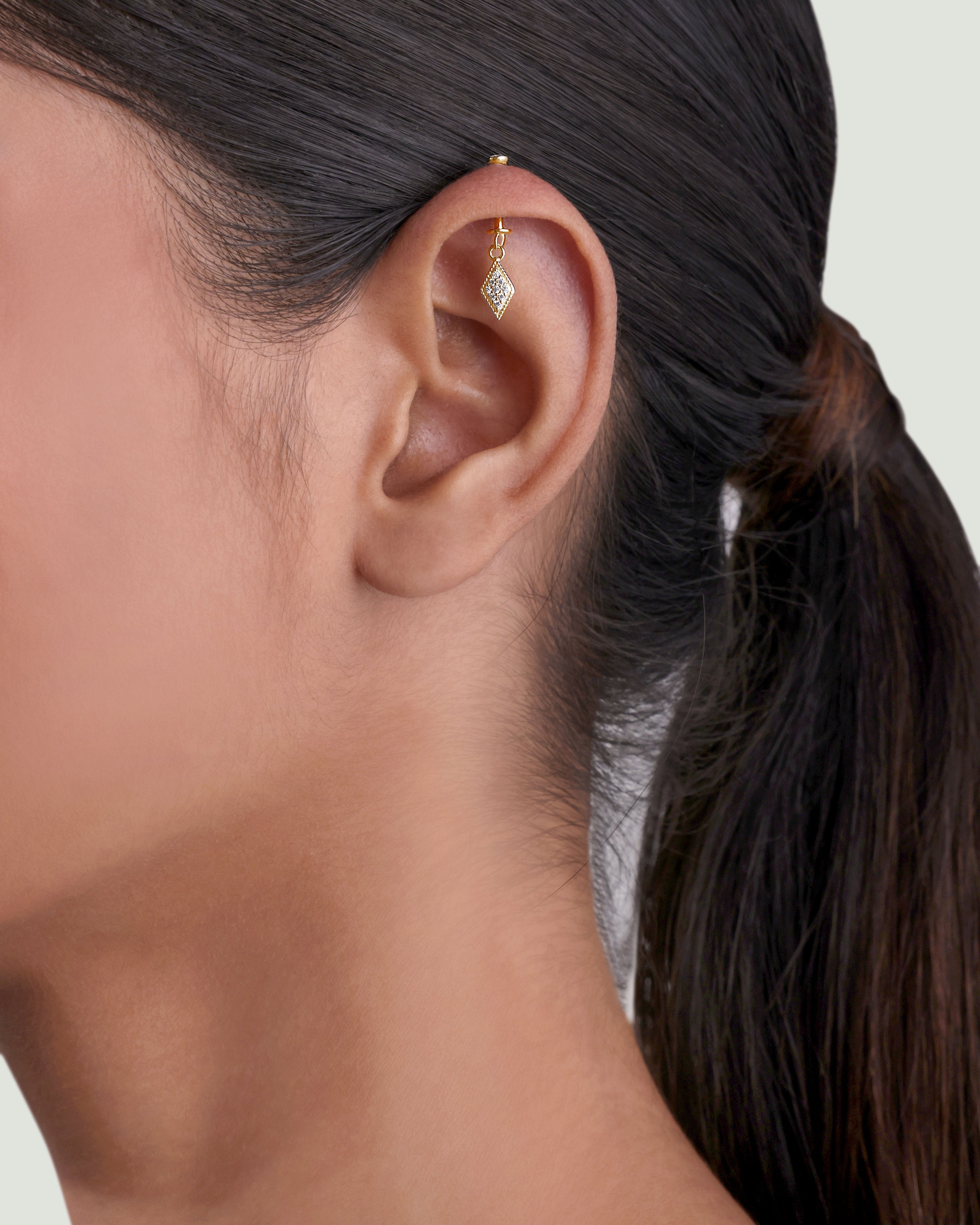 Edgy Helix Hanging - 14K Gold Plated