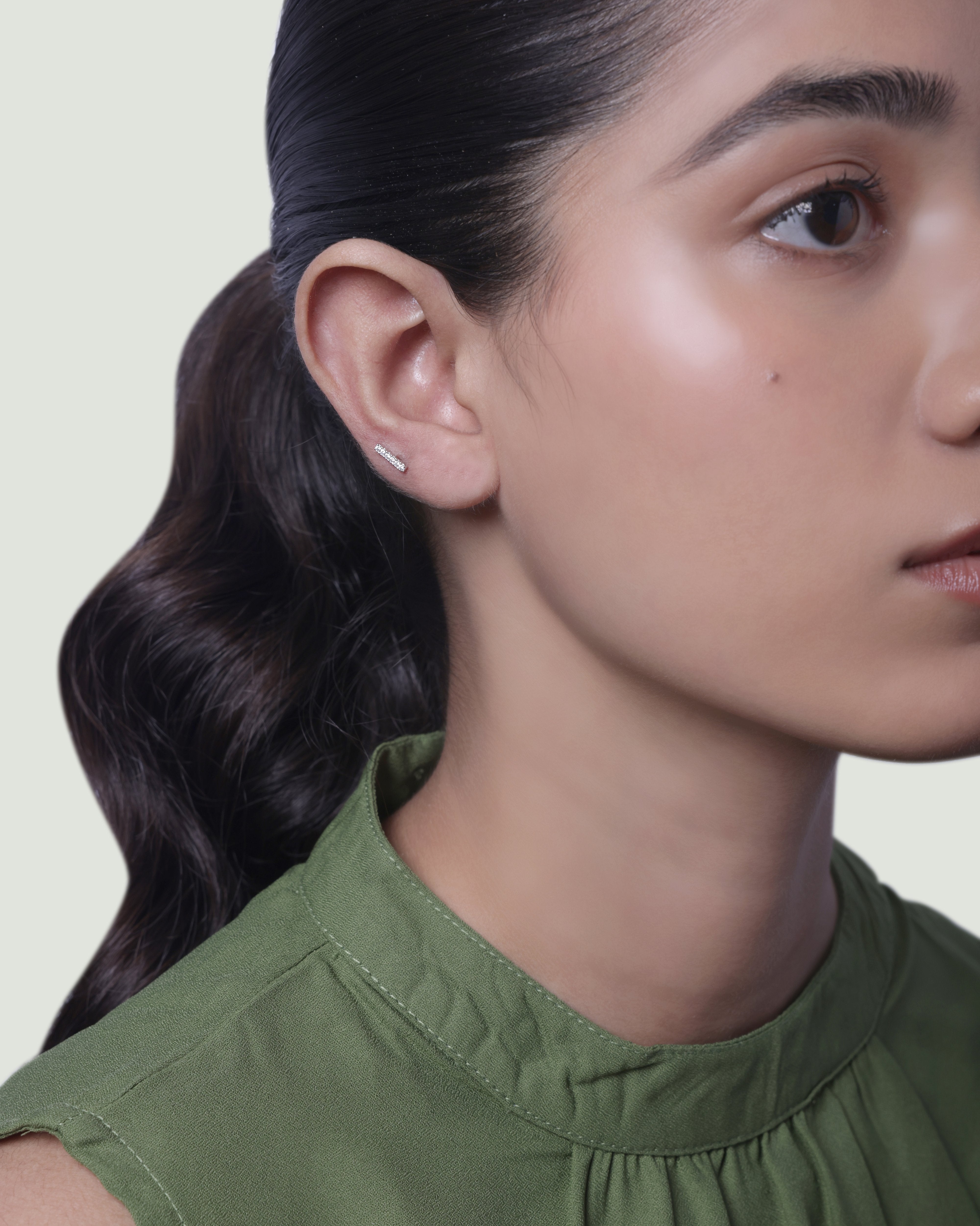 Minimal Zirconia Bar Studs Earring