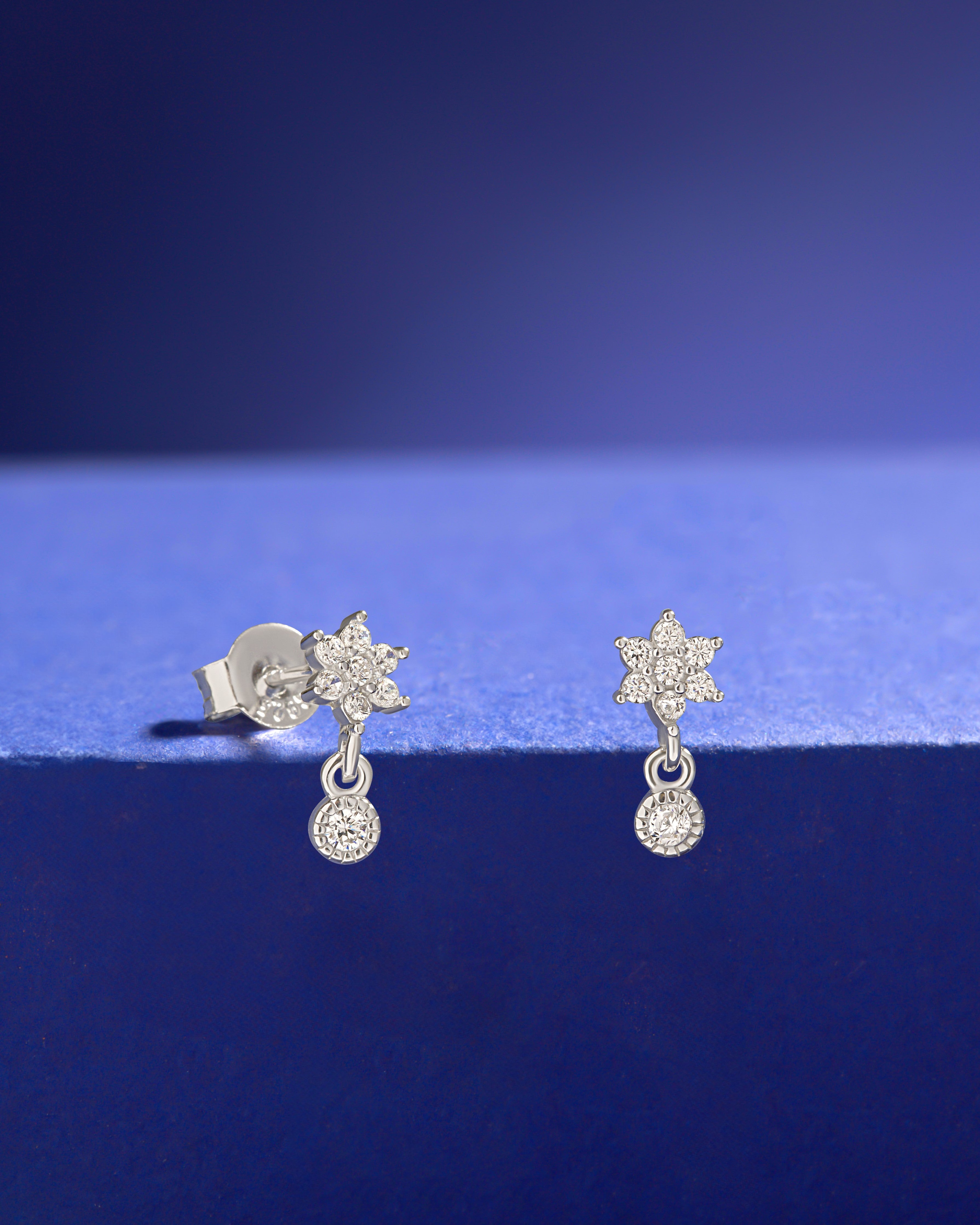 Flower dangler zirconia drop stud earring set - Pair