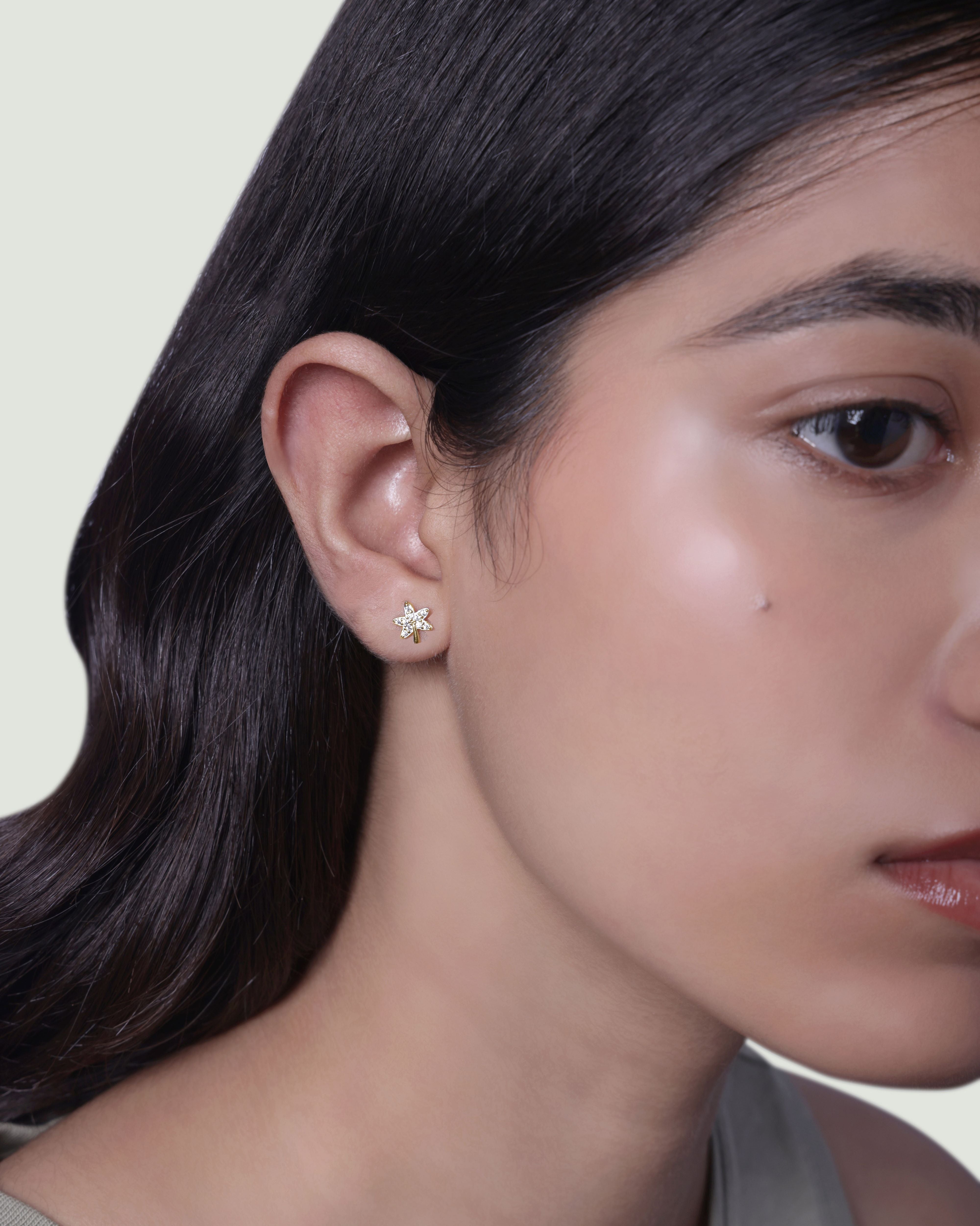 Plant Shape Stud Earring