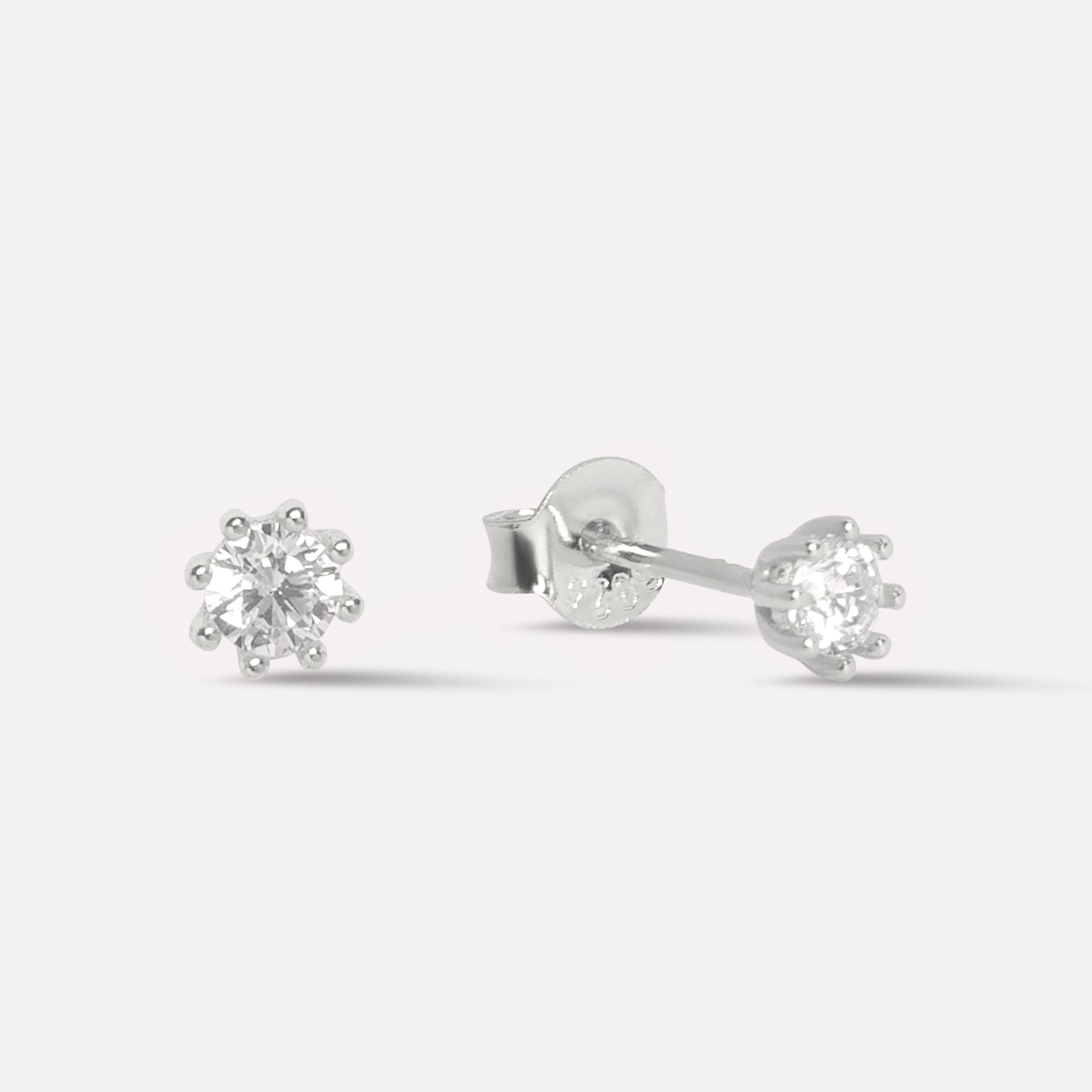 Claw Lining Multiple Size Studs Earrings