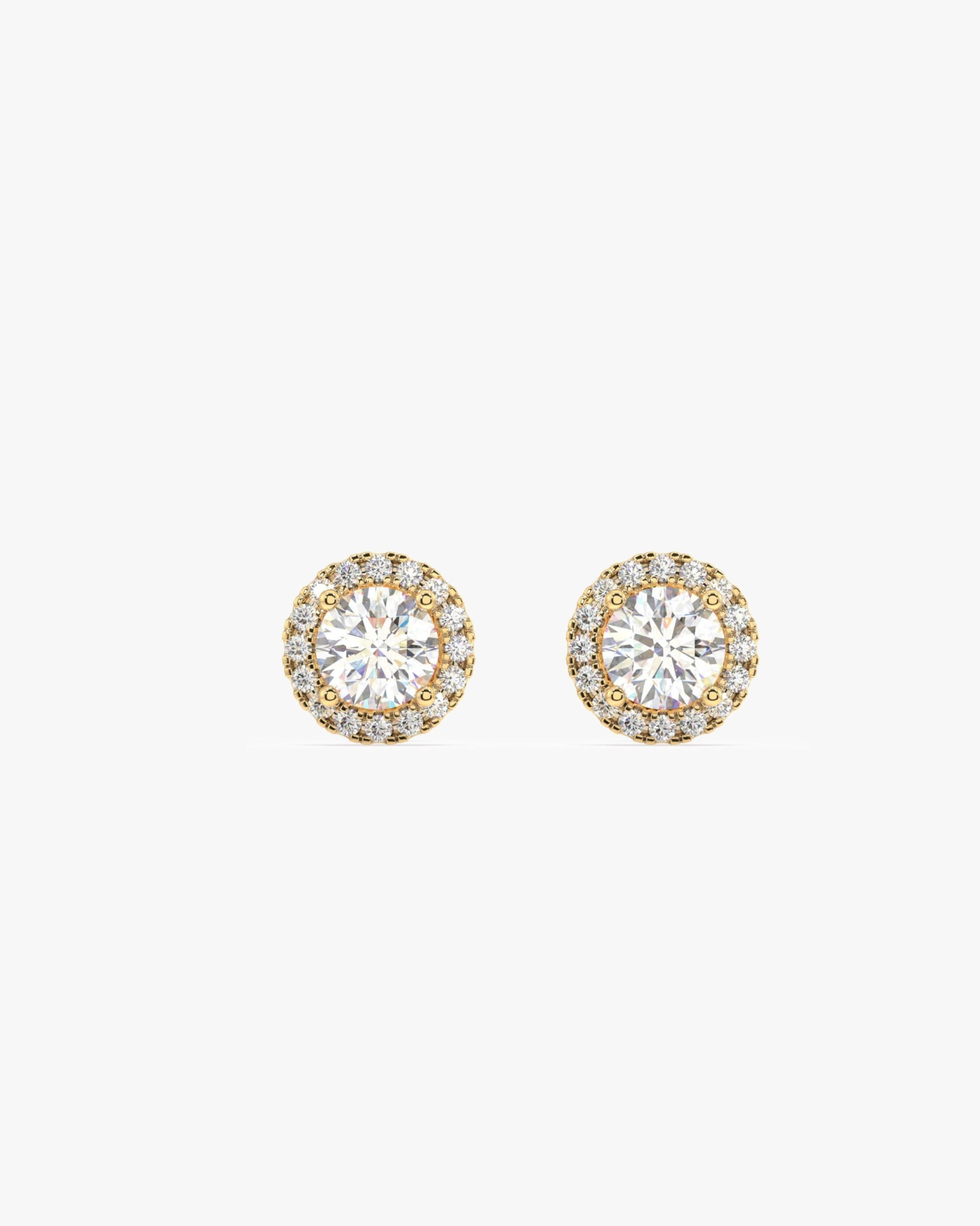 Round Solitaire With CZ Lining Minimal Stud Earring