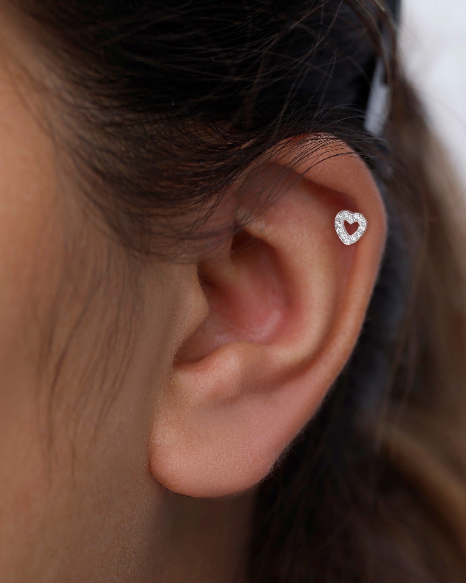 Hollow Heart Stud With Zircon Lining