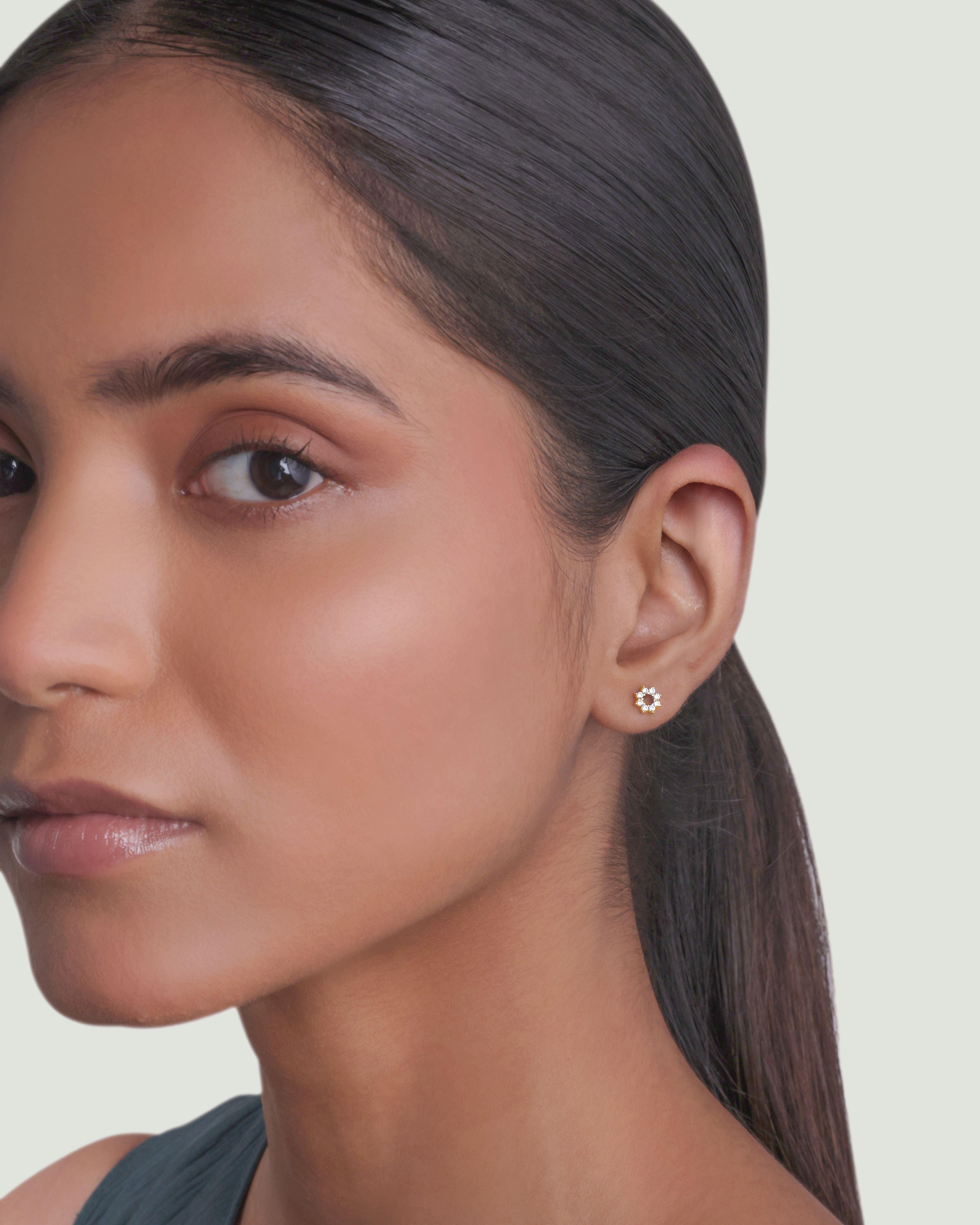 Dazzle Lilly  Flat Back Screw Stud Earrings