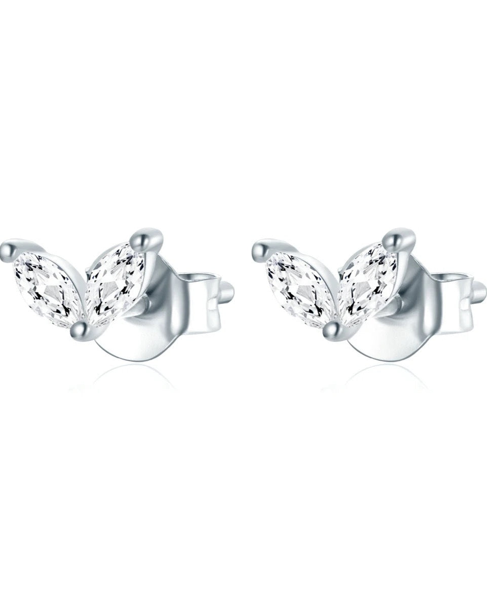 Two petal stud earring