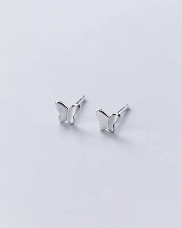 Dainty butterfly stud earring set - Pair