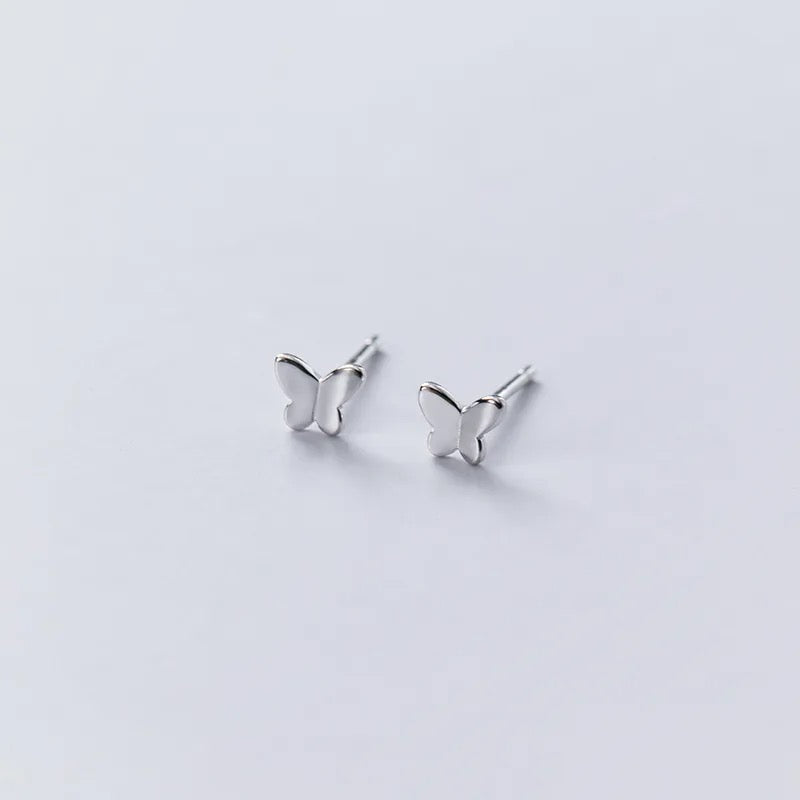 Dainty butterfly stud earring set - Pair