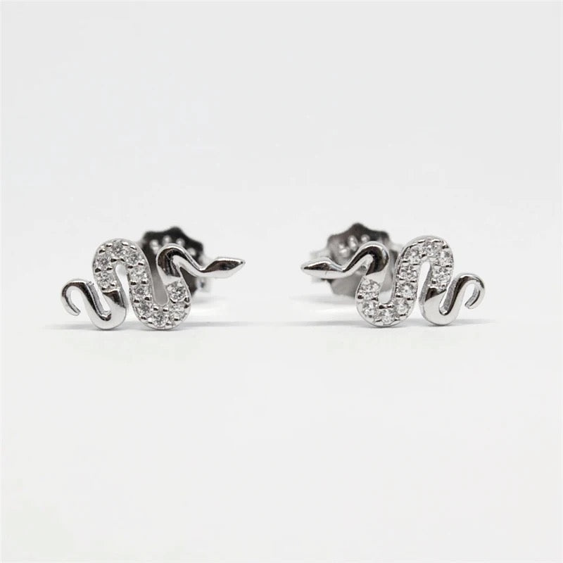 Serpenti-cz snake stud pair