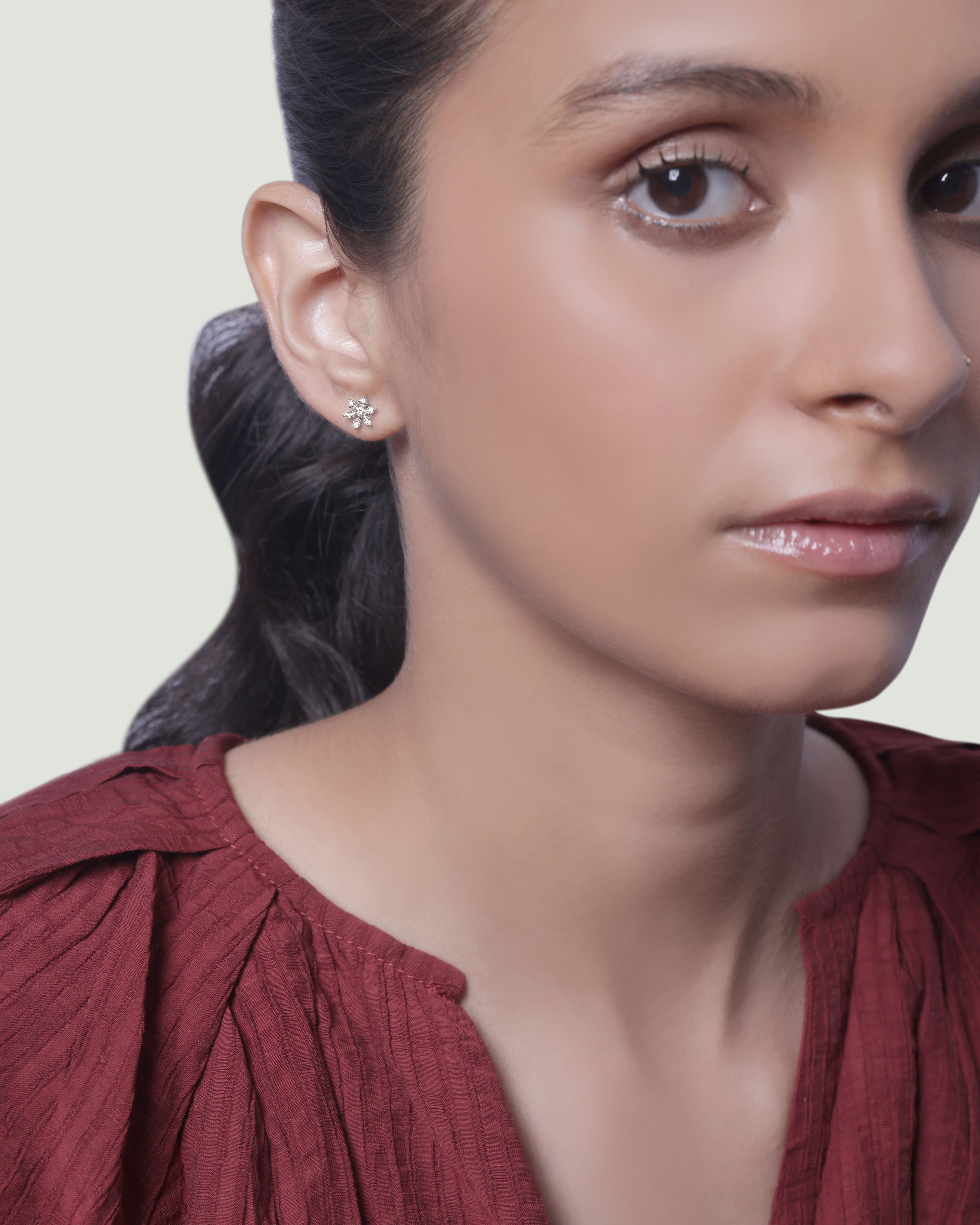 Snowflake Stud Earring