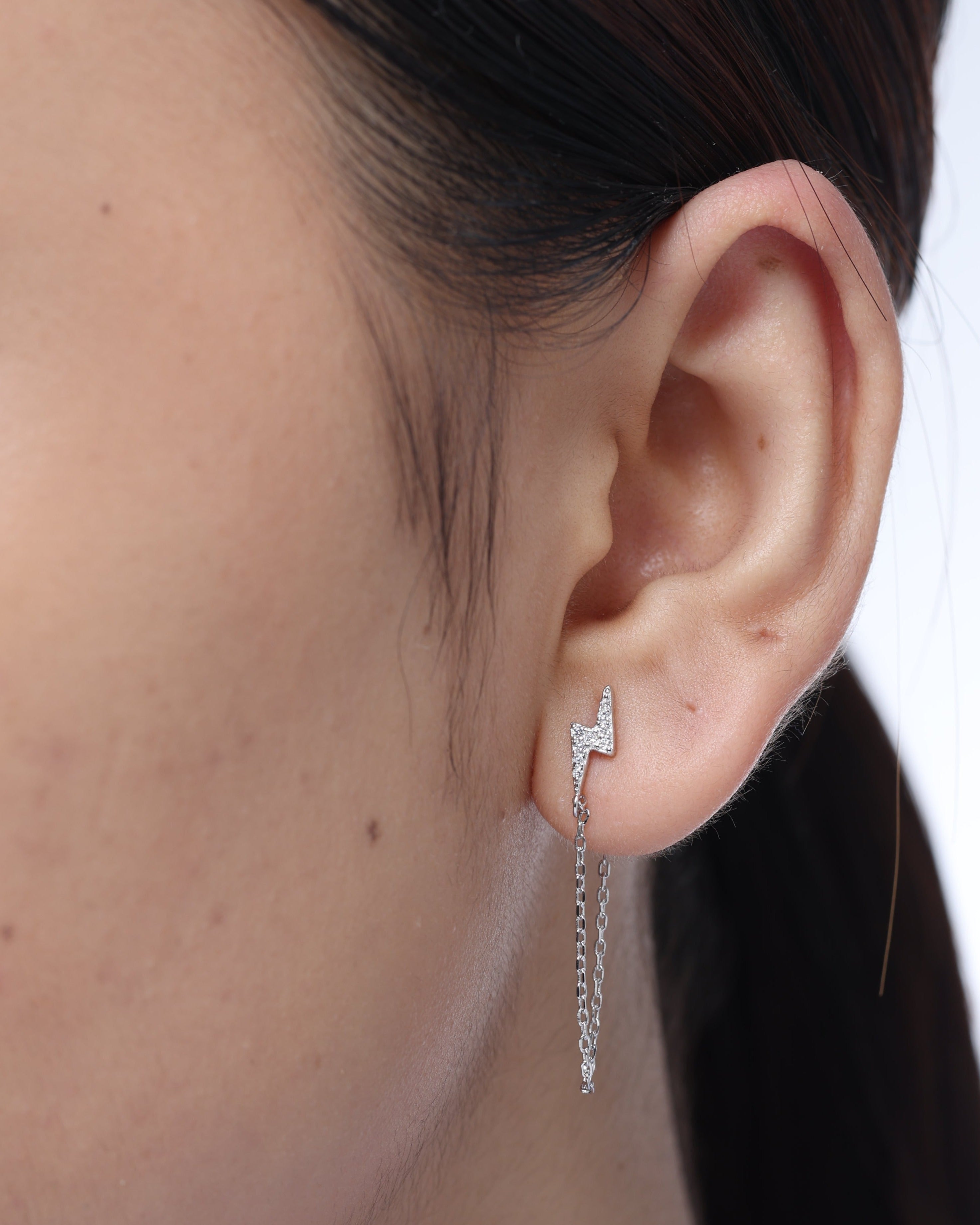 Thunder dangler chain earring