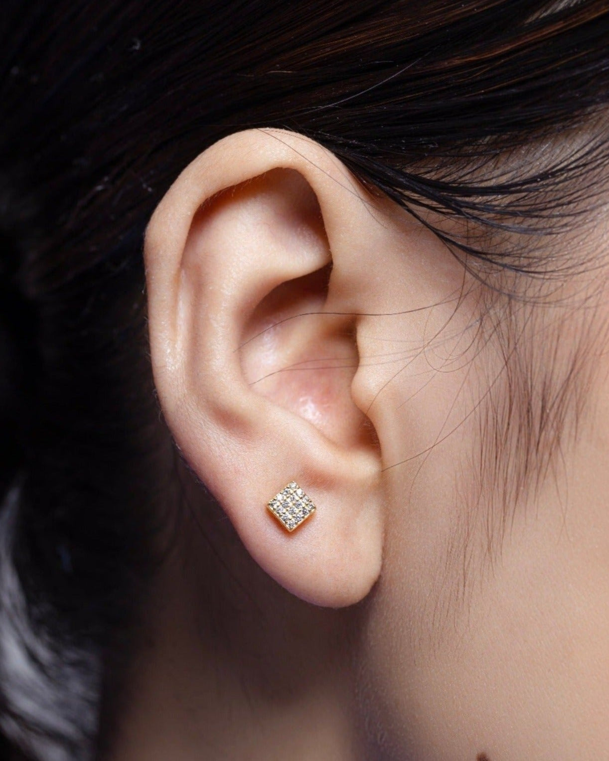 Square paved zirconia stud pair