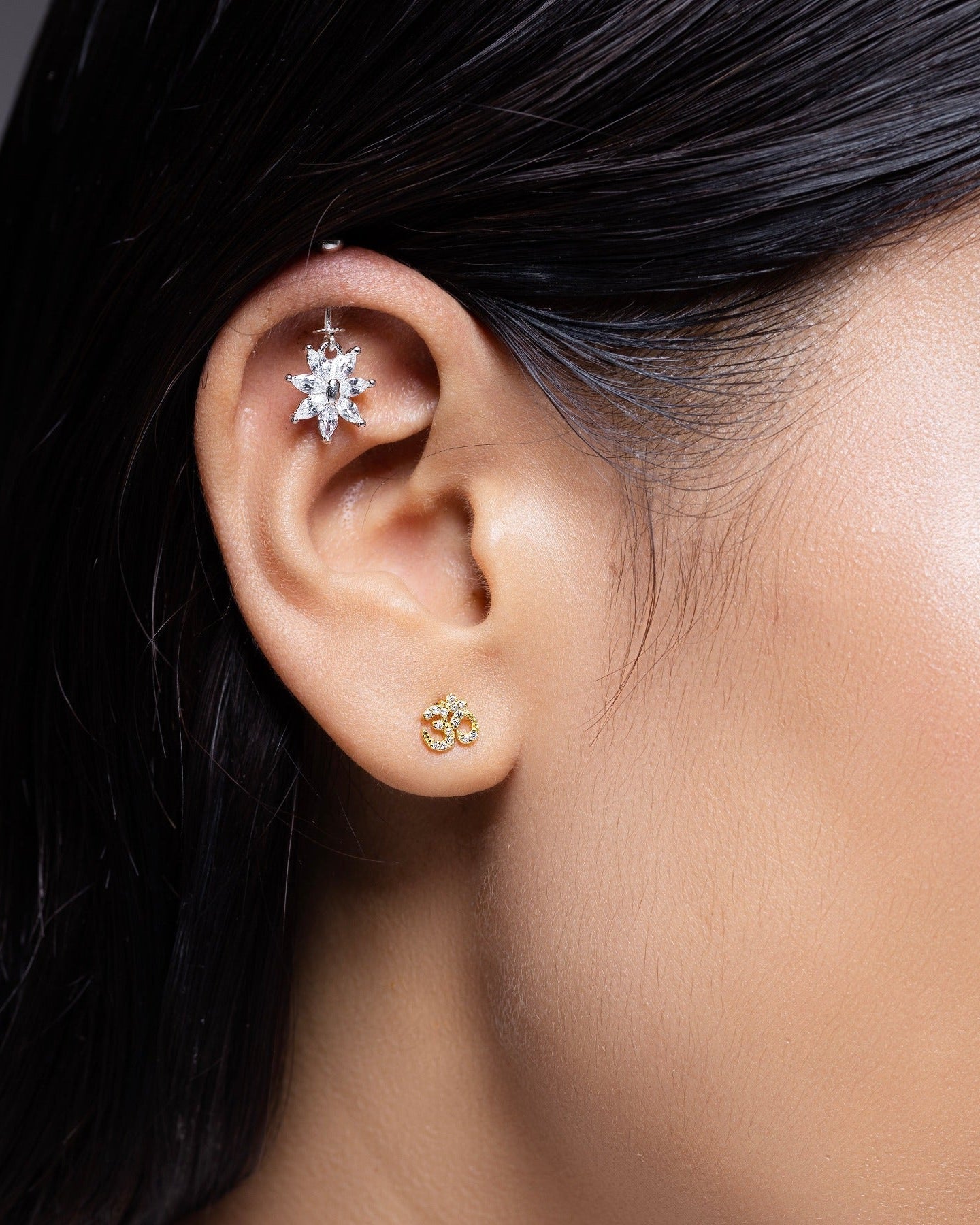 AUM ( Om ) Stud Earring - 18k Gold Plated