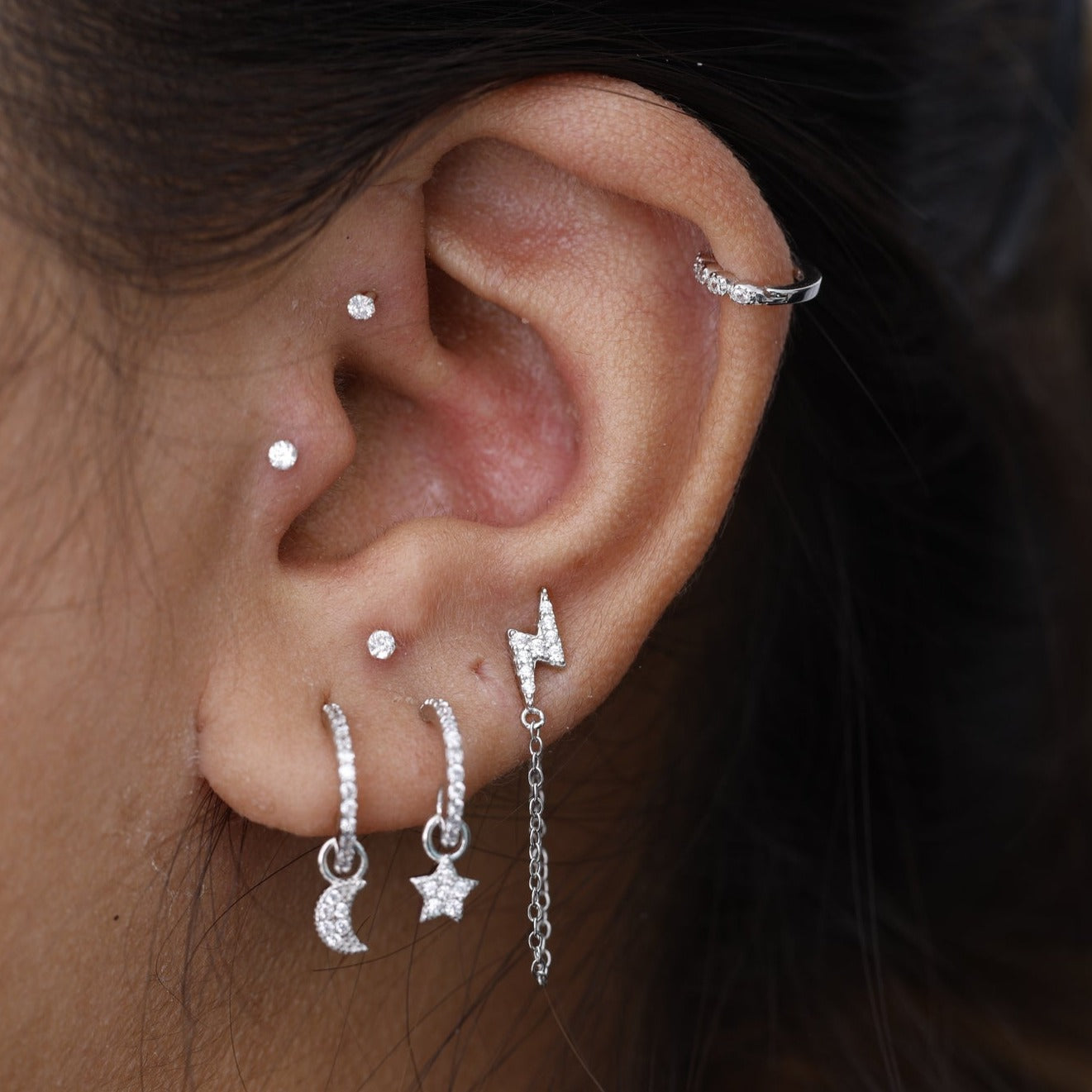 Thunder dangler chain earring