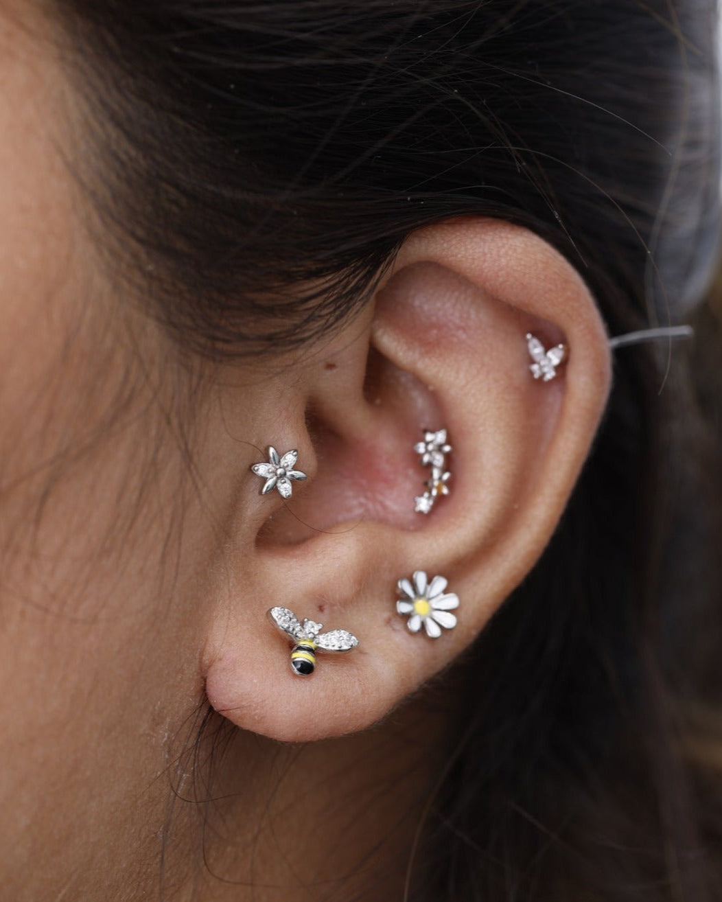 zirconia petal stud earring stud set